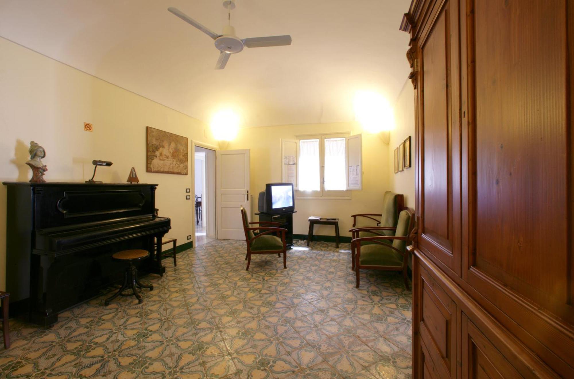 Novecento Hotel Trapani Eksteriør billede